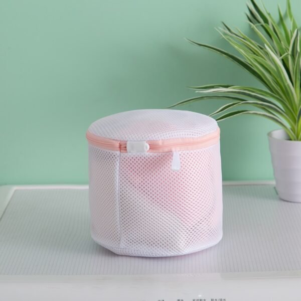 Laundry Bra Mesh Wash Bags for Washing Delicate Clothes - Image 3