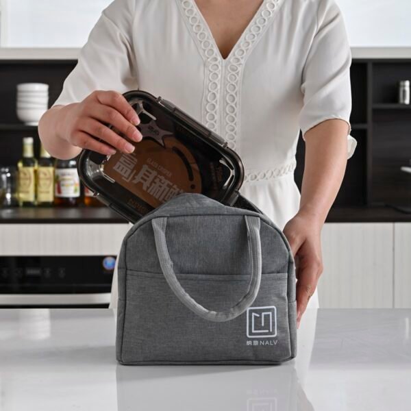 Arc-shaped Insulated Lunch Bag - Image 5